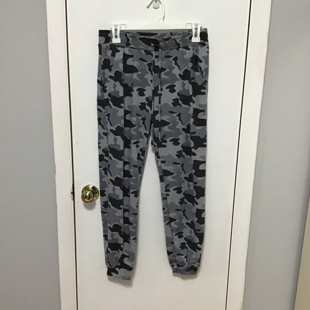 Camo sweatpants